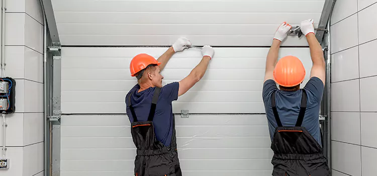 Choose Us for Your Garage Door Needs in Lake Forest